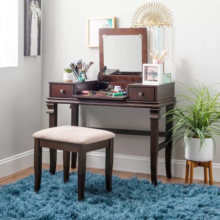 www.jingtongfurniture.com